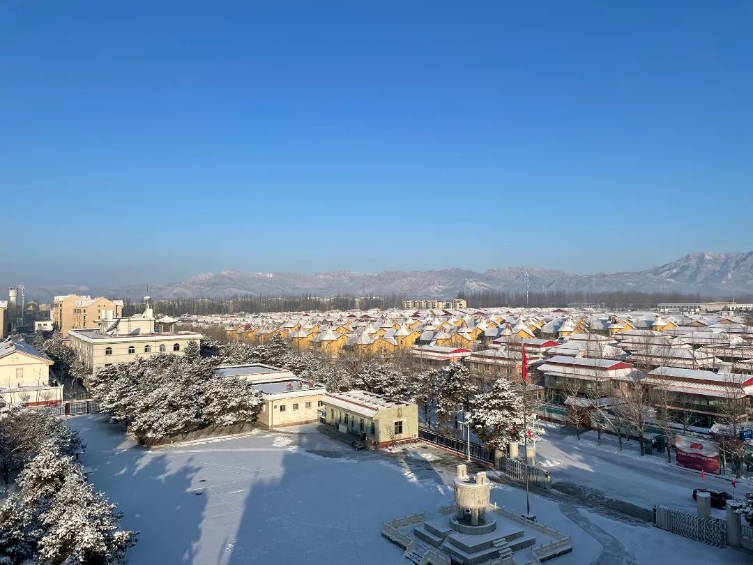 俯瞰韩村河村全景---郑瑞.jpg