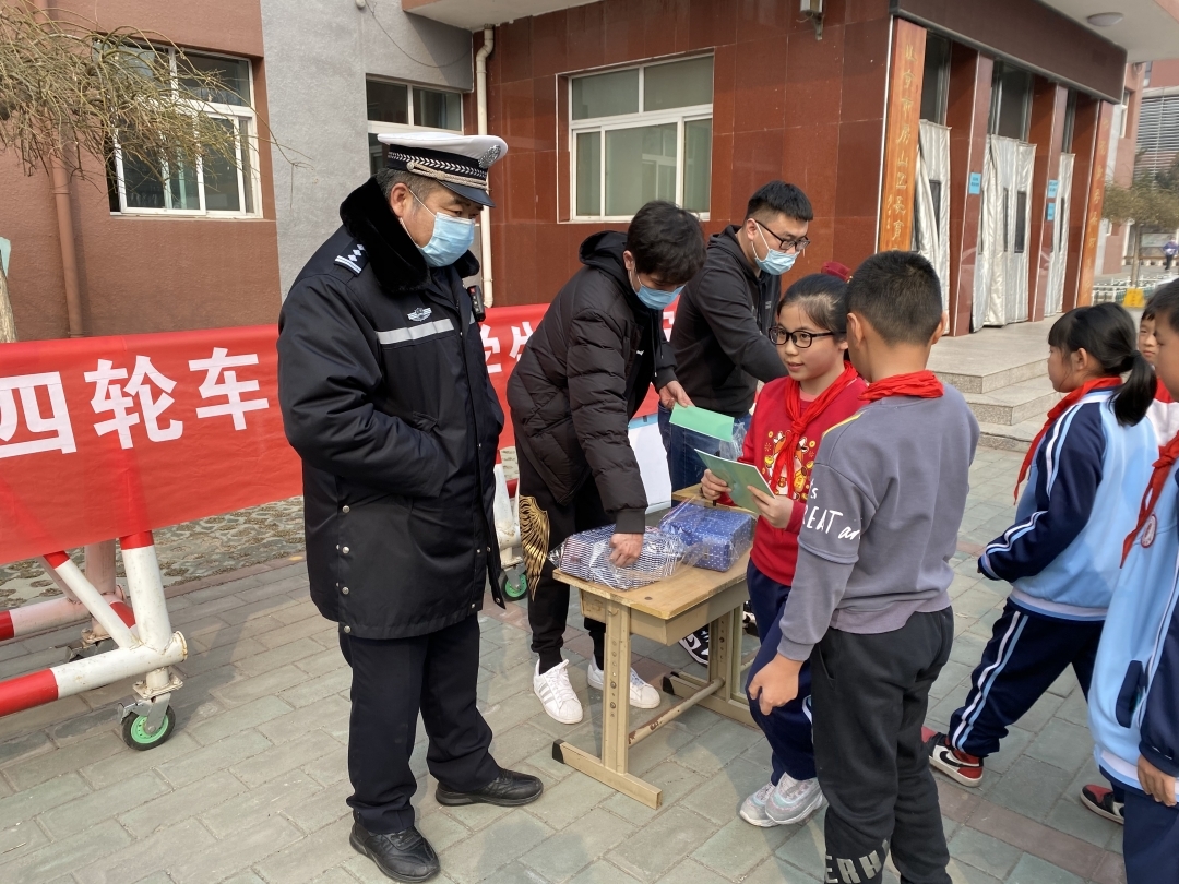 第三段的图1.jpg